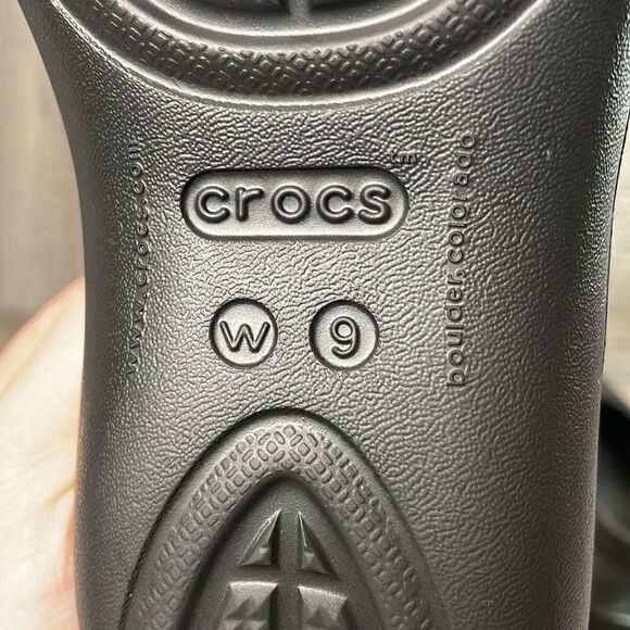 Crocs Taylor Slingback Slip On Women’s Size 9 Black Rubber Comfort Flat Sandals - Picture 6 of 11